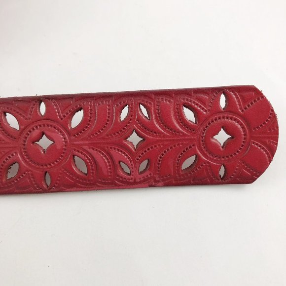 FOSSIL Boho Western Floral Perforated Red Leather Belt S - Picture 5 of 9